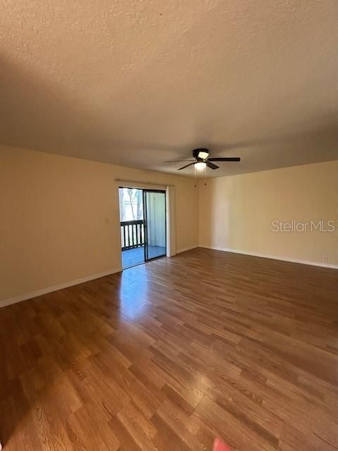 For Sale: $159,900 (2 beds, 2 baths, 1000 Square Feet)