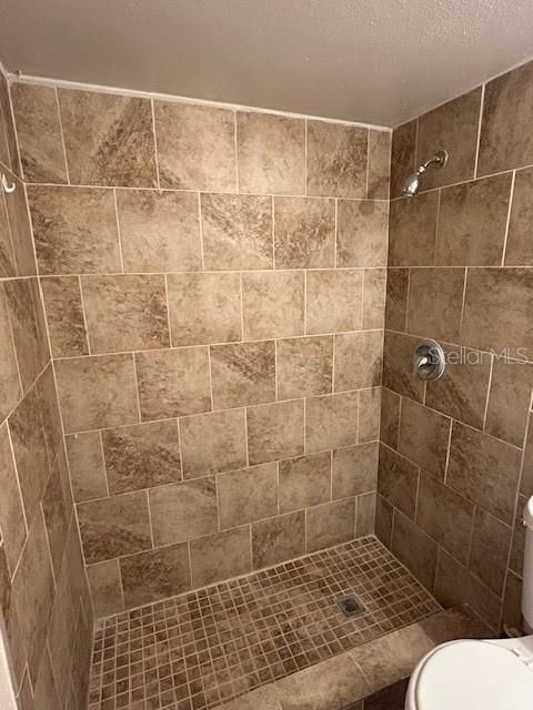 For Sale: $159,900 (2 beds, 2 baths, 1000 Square Feet)