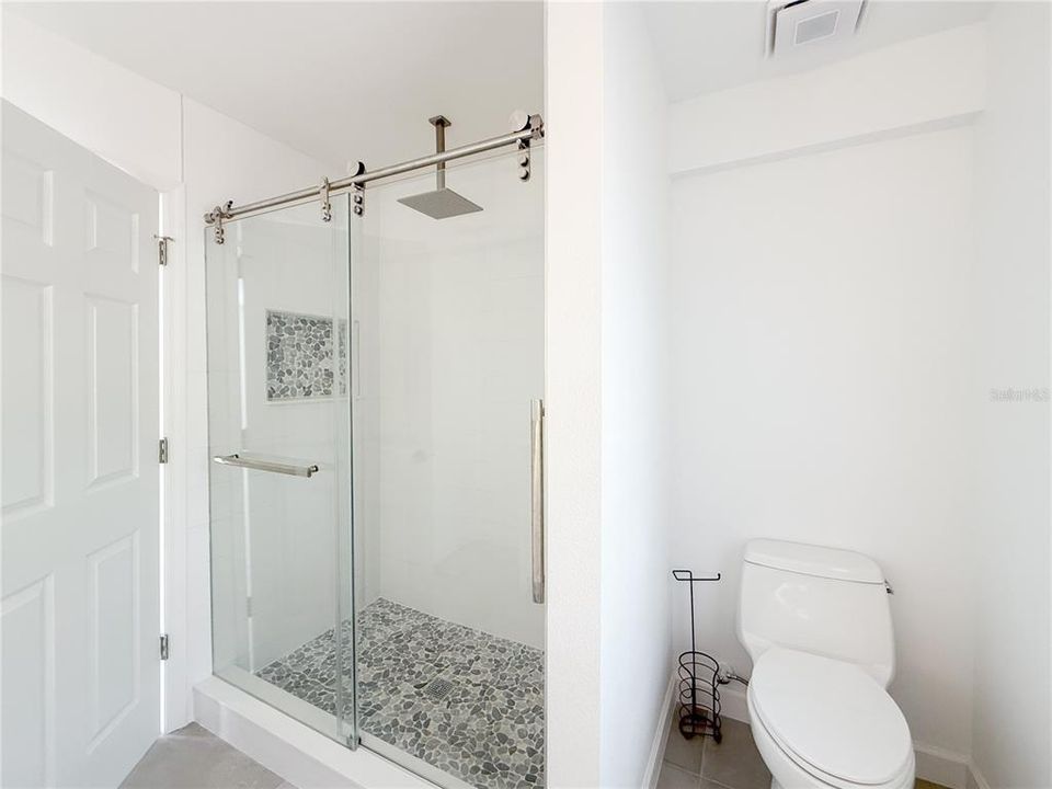 For Rent: $4,500 (3 beds, 2 baths, 2178 Square Feet)