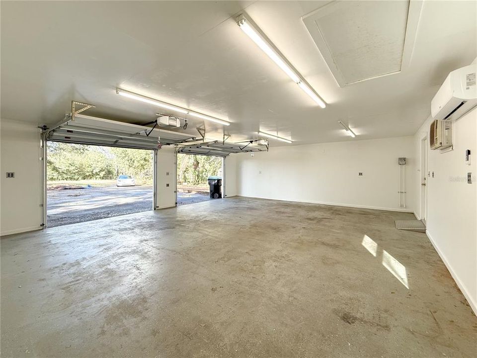 For Rent: $4,500 (3 beds, 2 baths, 2178 Square Feet)