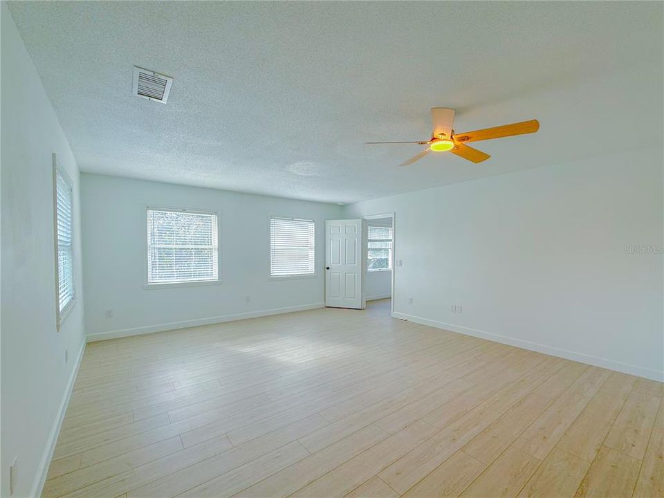 For Rent: $4,500 (3 beds, 2 baths, 2178 Square Feet)