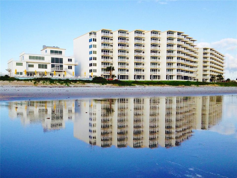 Activo con contrato: $549,900 (2 camas, 2 baños, 1184 Pies cuadrados)