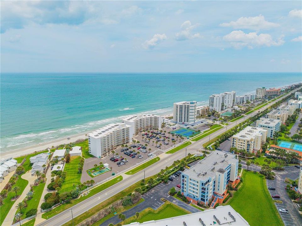 Activo con contrato: $549,900 (2 camas, 2 baños, 1184 Pies cuadrados)