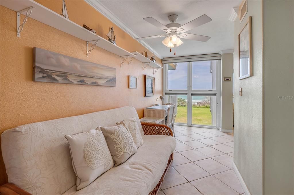 Activo con contrato: $549,900 (2 camas, 2 baños, 1184 Pies cuadrados)