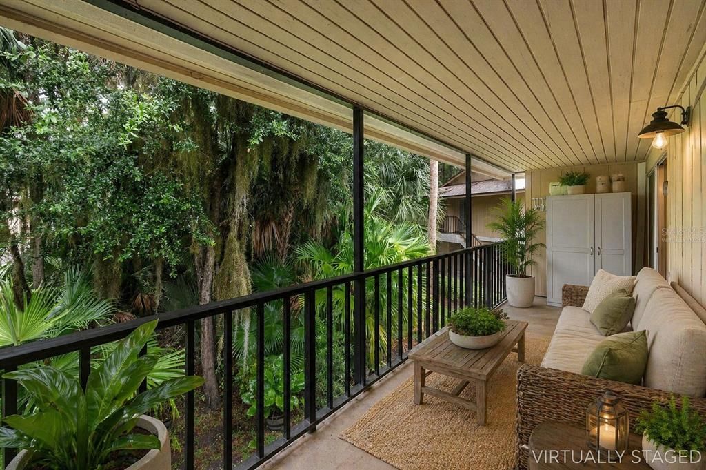 Activo con contrato: $149,900 (2 camas, 2 baños, 897 Pies cuadrados)