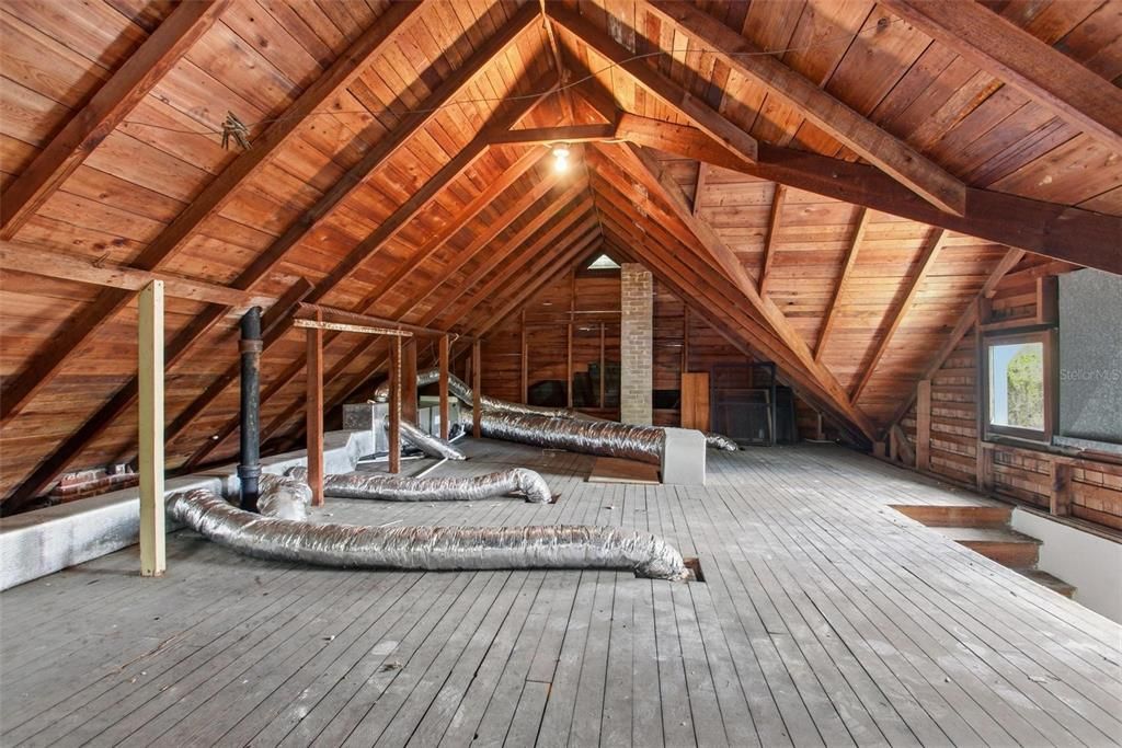 На продажу: $393,000 (3 спален, 1 ванн, 1865 Квадратных фут)