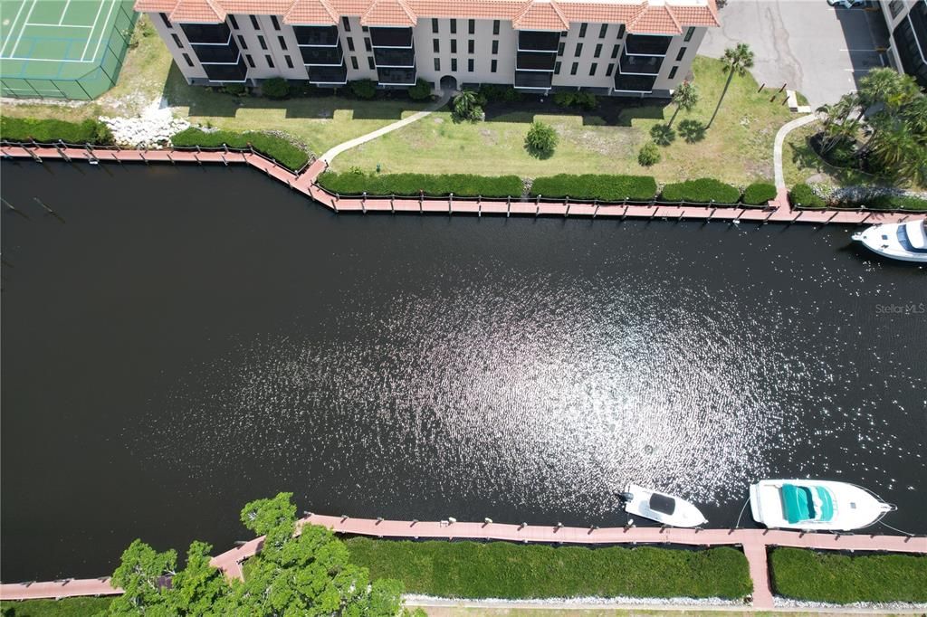 Activo con contrato: $179,000 (2 camas, 2 baños, 1147 Pies cuadrados)