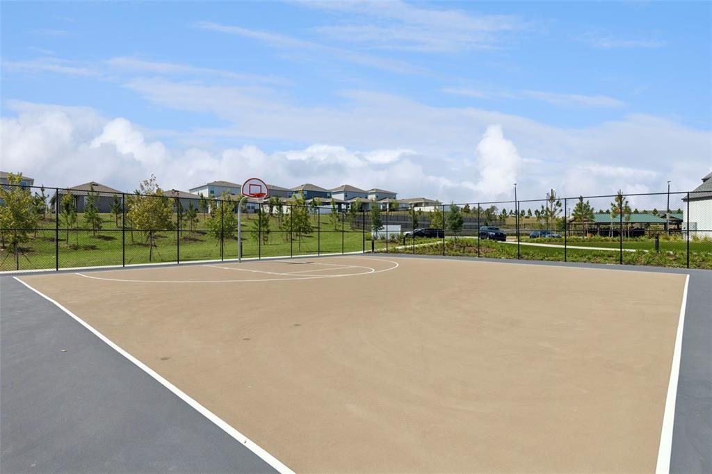En Venta: $479,000 (4 camas, 2 baños, 2226 Pies cuadrados)