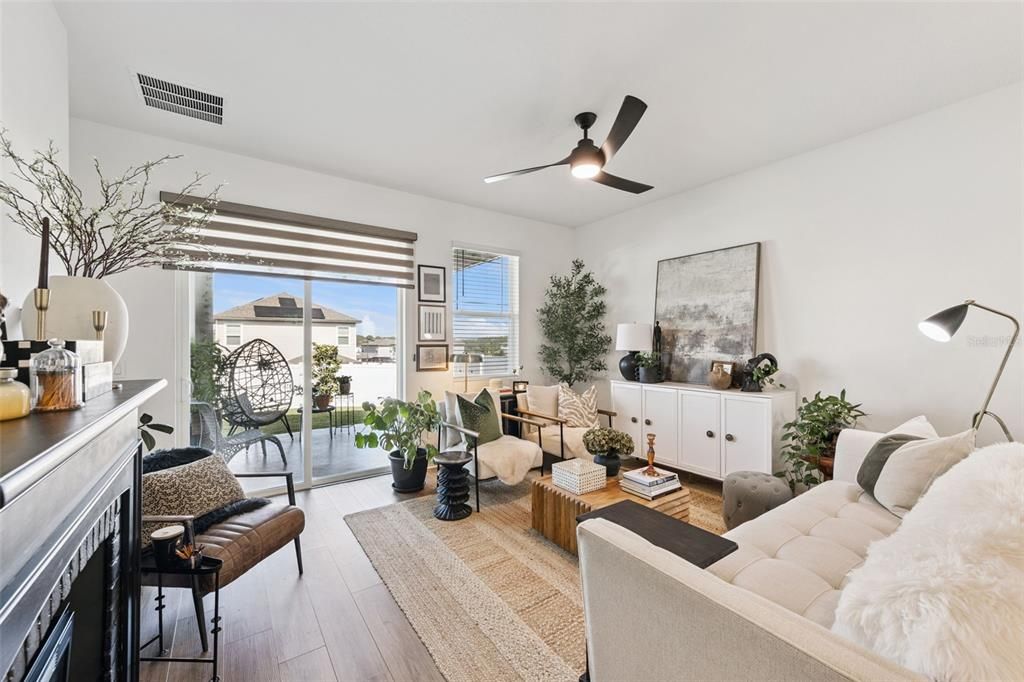 En Venta: $479,000 (4 camas, 2 baños, 2226 Pies cuadrados)