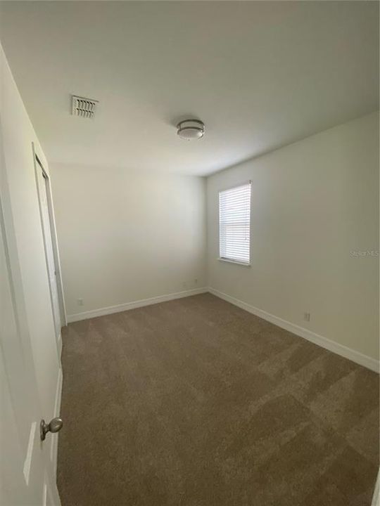 Activo con contrato: $3,000 (3 camas, 2 baños, 2081 Pies cuadrados)