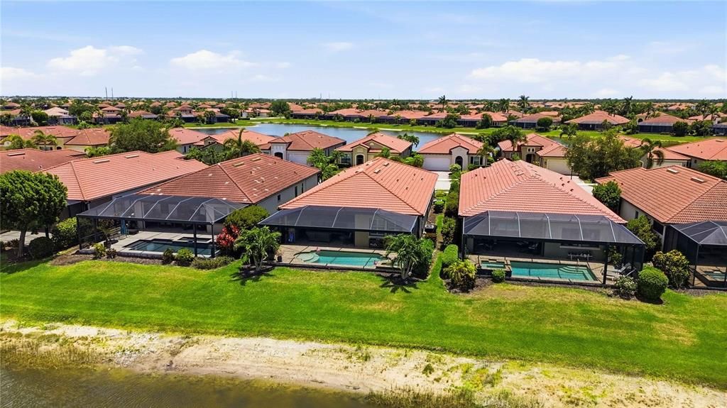 En Venta: $845,000 (3 camas, 3 baños, 2378 Pies cuadrados)