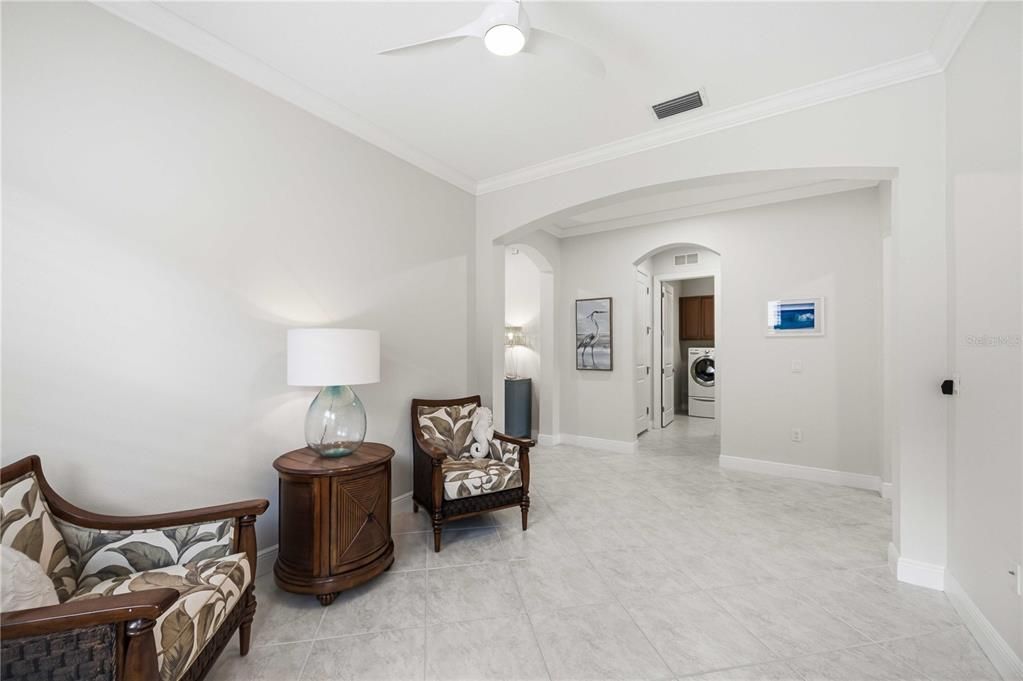 En Venta: $845,000 (3 camas, 3 baños, 2378 Pies cuadrados)