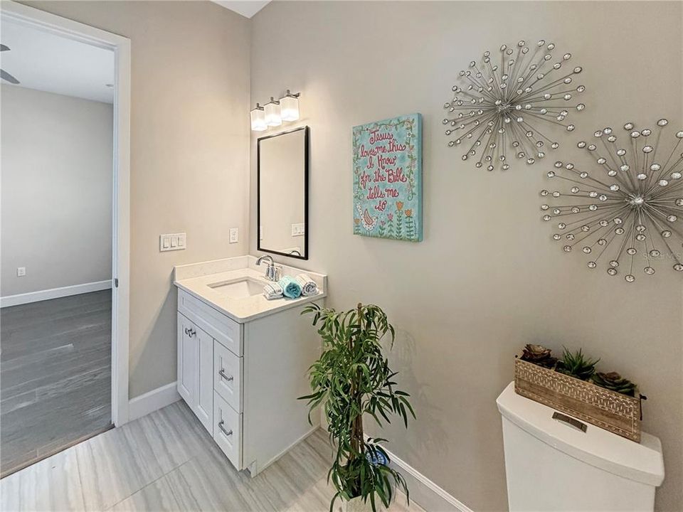 For Sale: $900,000 (3 beds, 3 baths, 2432 Square Feet)