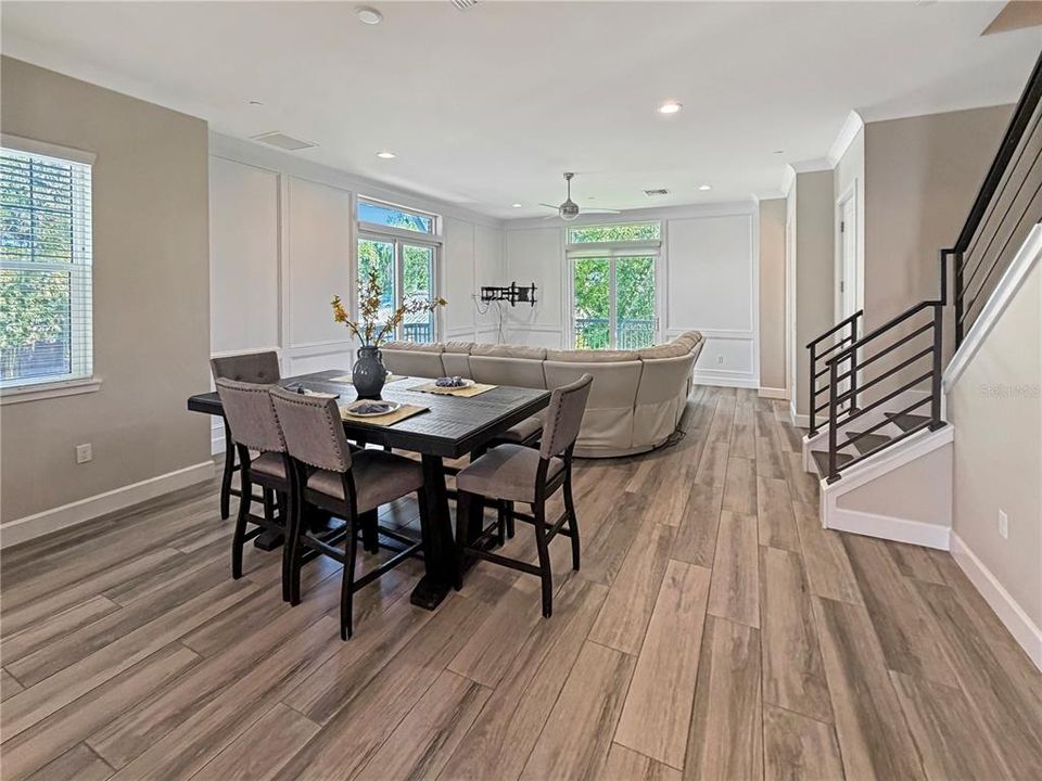 For Sale: $900,000 (3 beds, 3 baths, 2432 Square Feet)