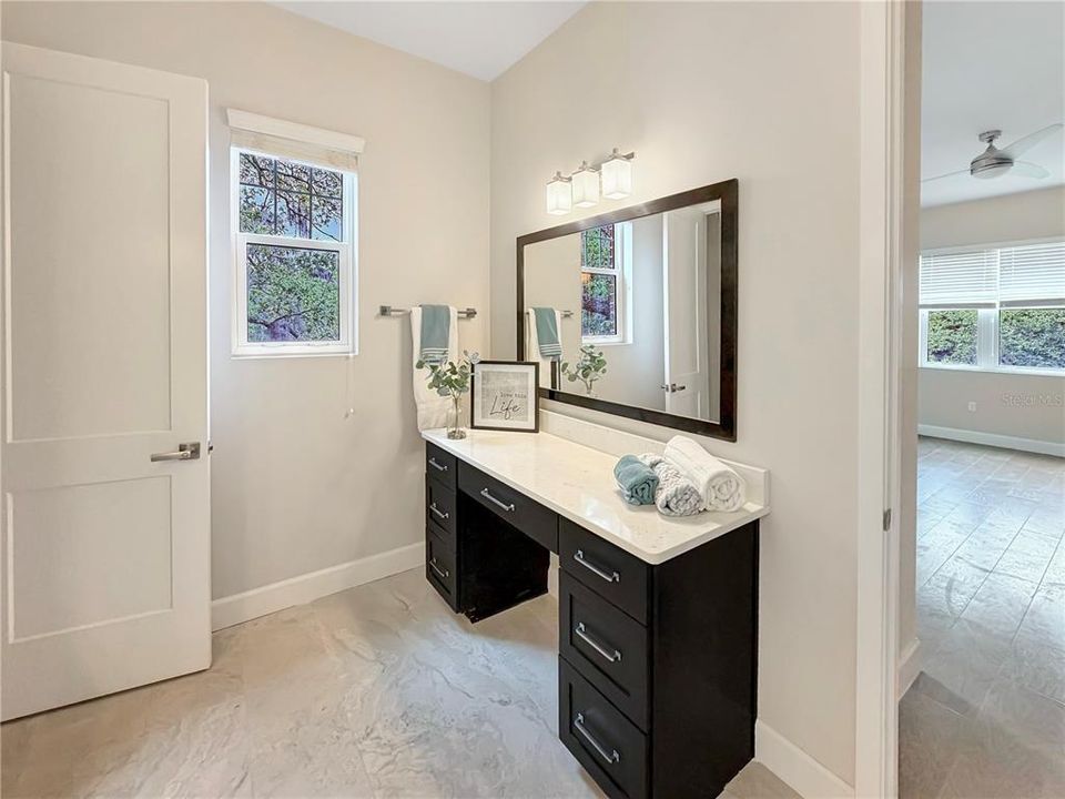 For Sale: $900,000 (3 beds, 3 baths, 2432 Square Feet)
