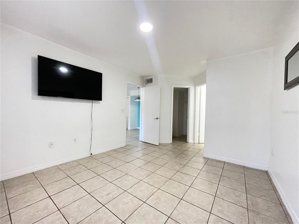 En Venta: $199,000 (2 camas, 2 baños, 937 Pies cuadrados)