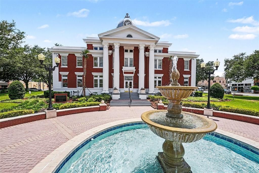 En Venta: $1,375,000 (6 camas, 4 baños, 5126 Pies cuadrados)