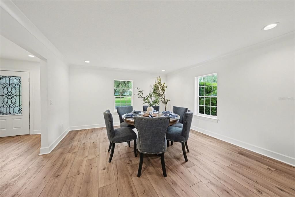 En Venta: $1,375,000 (6 camas, 4 baños, 5126 Pies cuadrados)