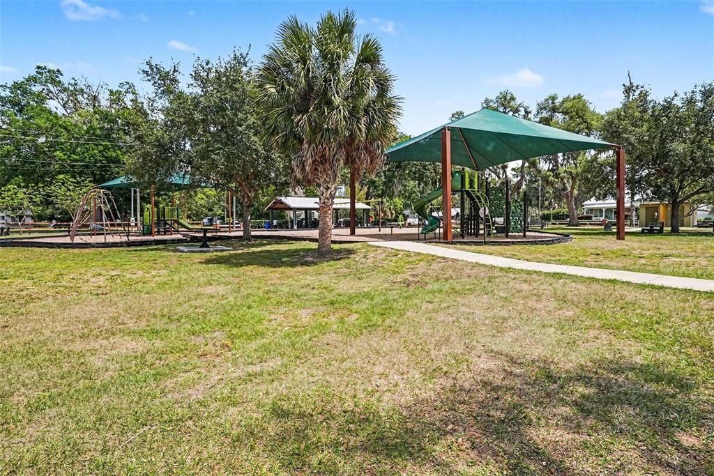 En Venta: $1,375,000 (6 camas, 4 baños, 5126 Pies cuadrados)