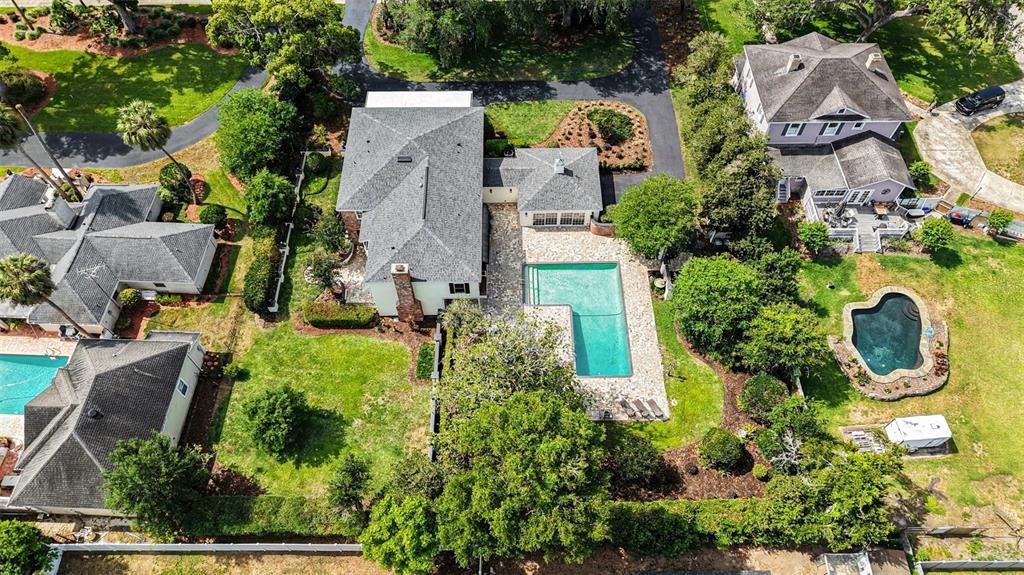 En Venta: $1,375,000 (6 camas, 4 baños, 5126 Pies cuadrados)