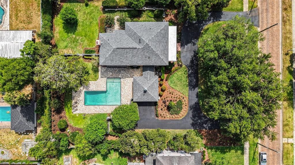 En Venta: $1,375,000 (6 camas, 4 baños, 5126 Pies cuadrados)