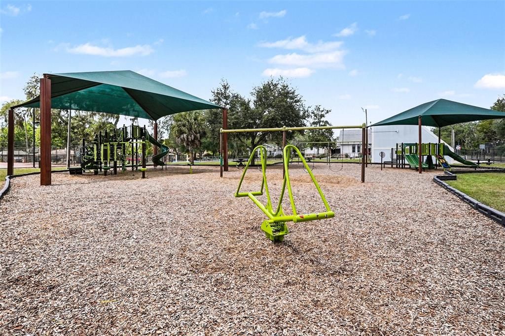 En Venta: $1,375,000 (6 camas, 4 baños, 5126 Pies cuadrados)