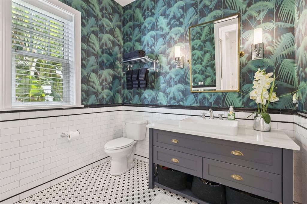 For Sale: $2,199,000 (4 beds, 4 baths, 5138 Square Feet)