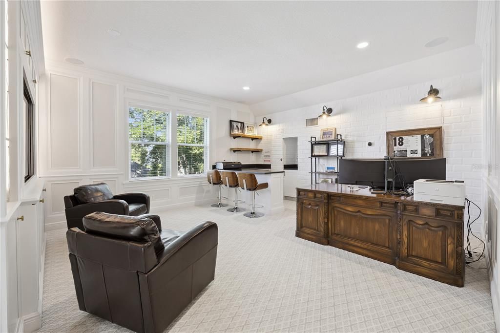 For Sale: $2,199,000 (4 beds, 4 baths, 5138 Square Feet)