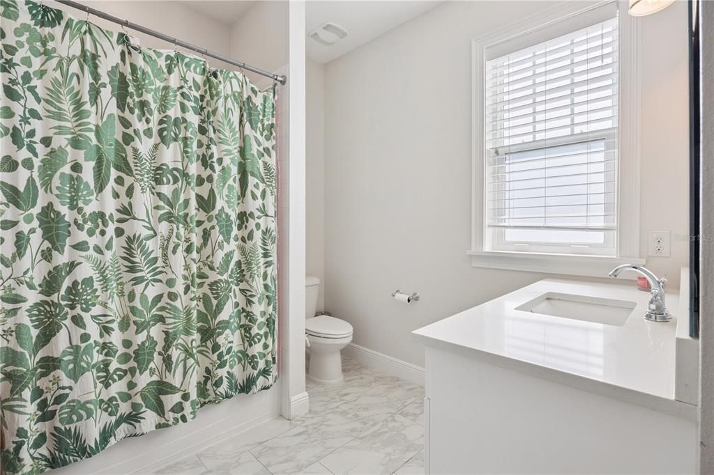 For Sale: $2,199,000 (4 beds, 4 baths, 5138 Square Feet)