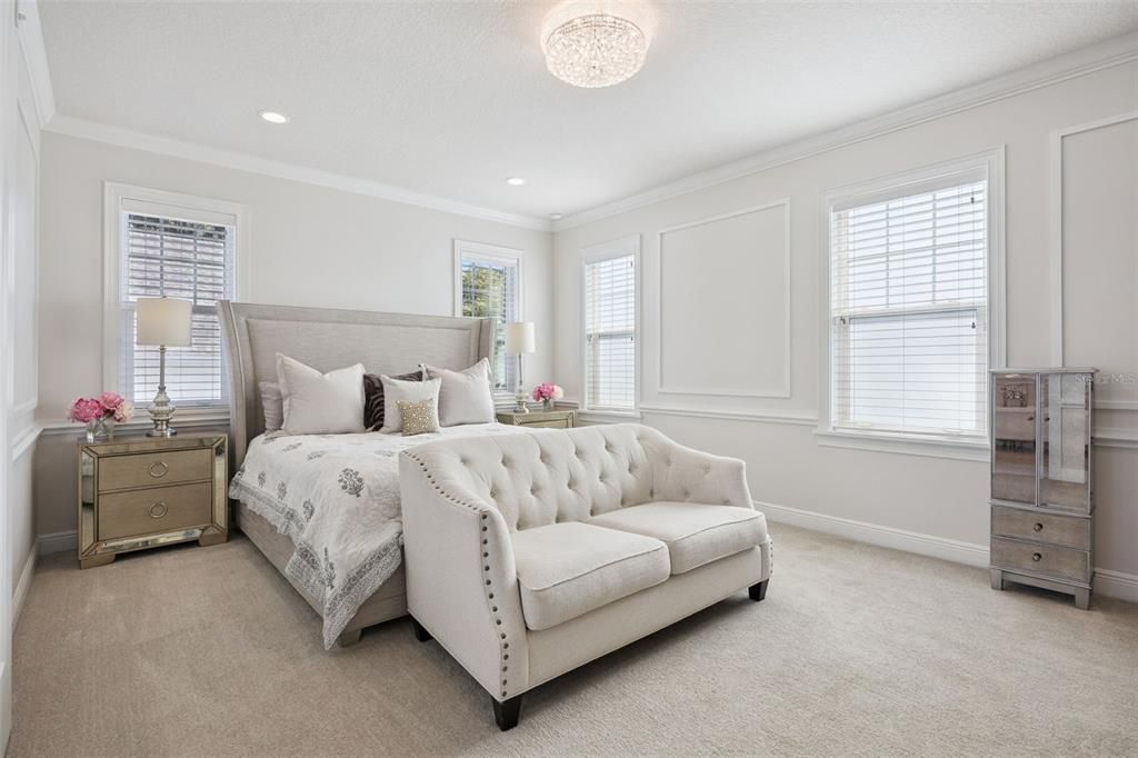 For Sale: $2,199,000 (4 beds, 4 baths, 5138 Square Feet)