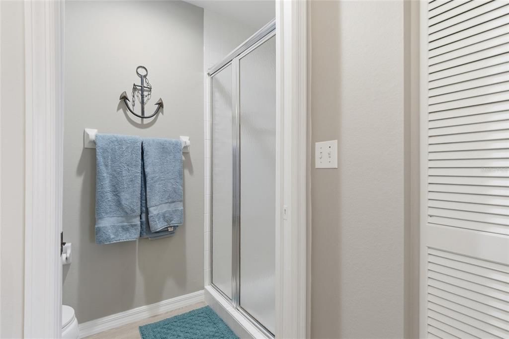 Active With Contract: $299,000 (2 beds, 2 baths, 1106 Square Feet)