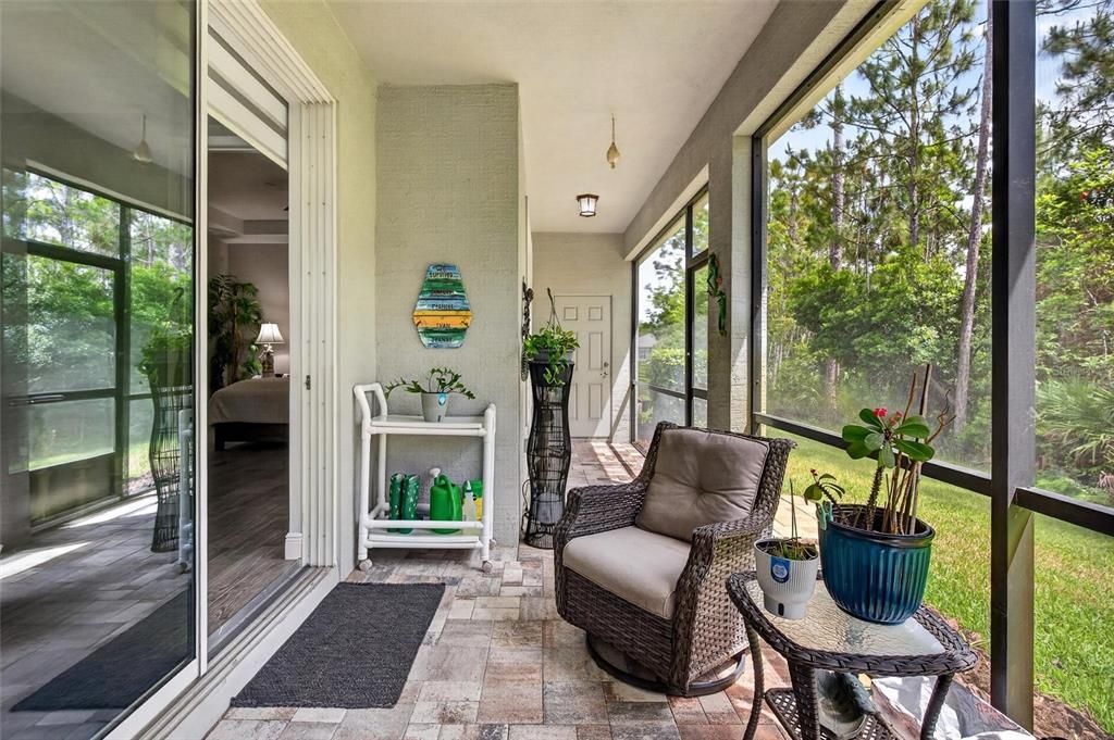 For Sale: $354,900 (2 beds, 2 baths, 1638 Square Feet)