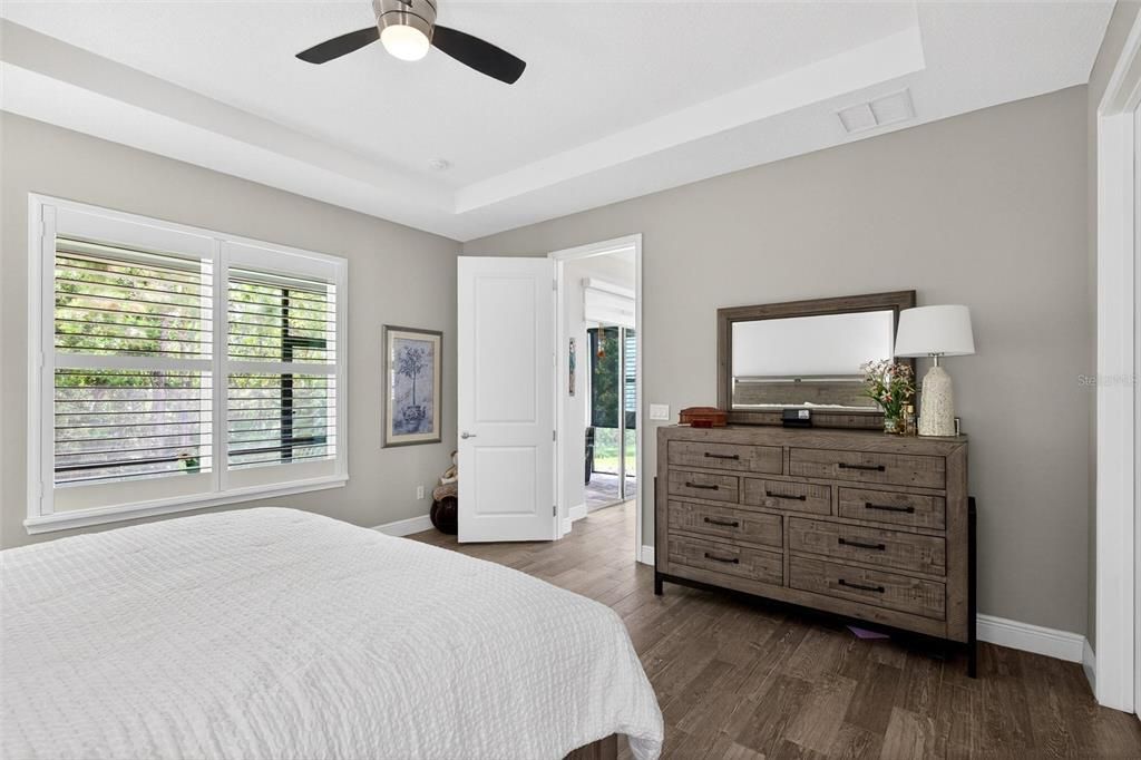 For Sale: $354,900 (2 beds, 2 baths, 1638 Square Feet)