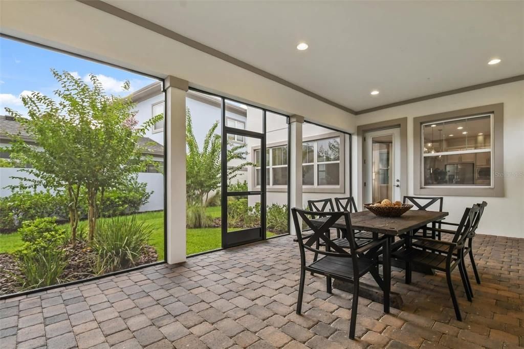 Active With Contract: $3,625 (3 beds, 2 baths, 2307 Square Feet)