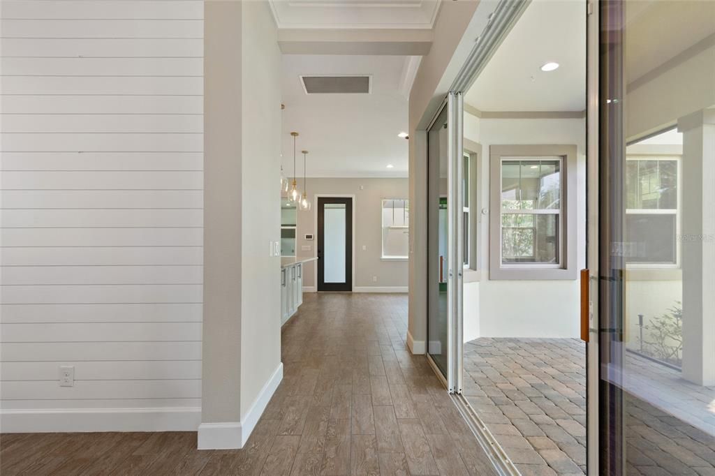 Active With Contract: $3,625 (3 beds, 2 baths, 2307 Square Feet)