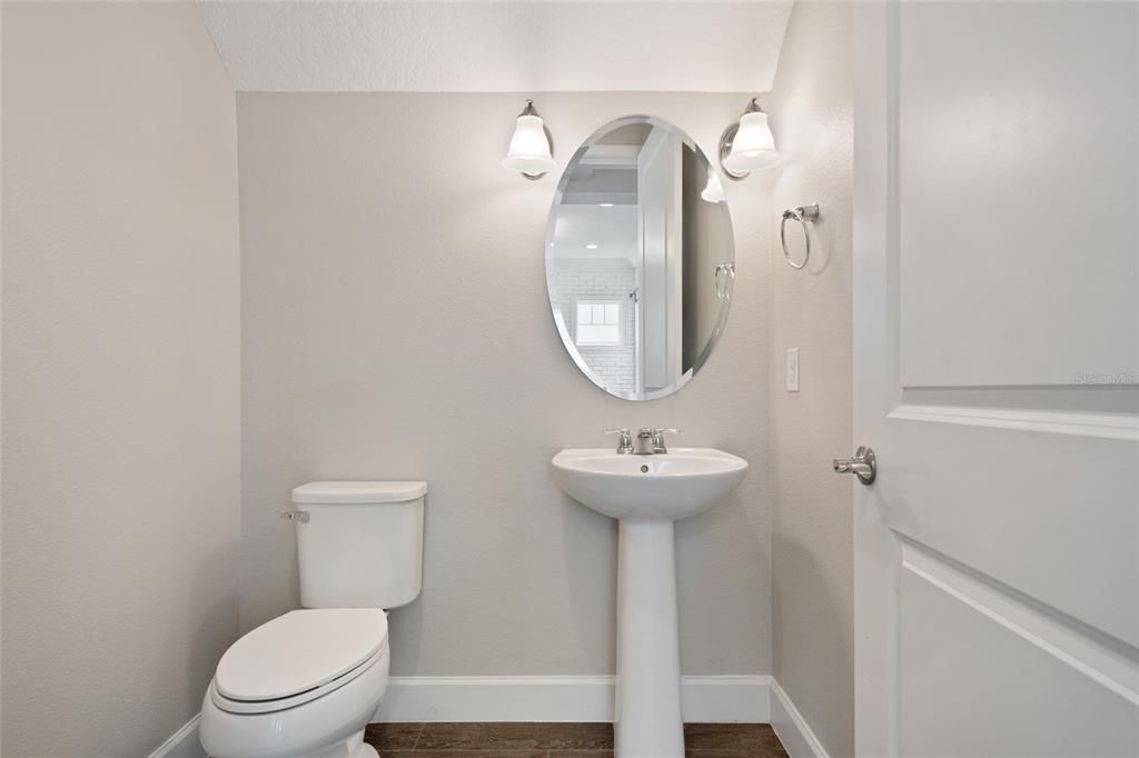Active With Contract: $3,625 (3 beds, 2 baths, 2307 Square Feet)