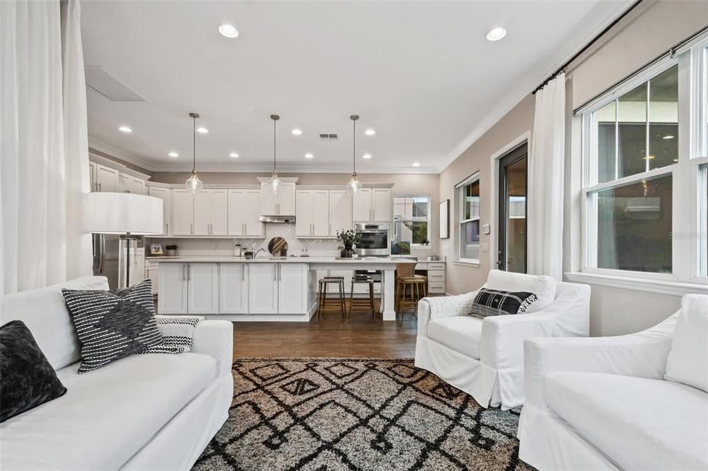 Active With Contract: $3,625 (3 beds, 2 baths, 2307 Square Feet)