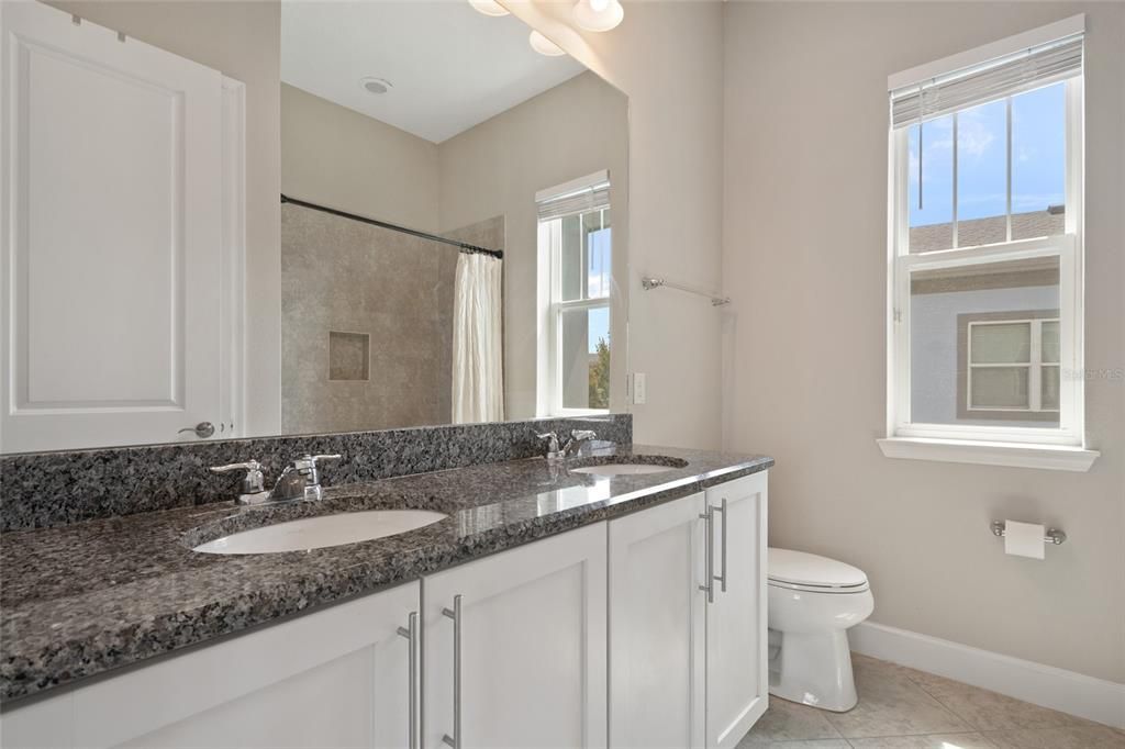 Active With Contract: $3,625 (3 beds, 2 baths, 2307 Square Feet)