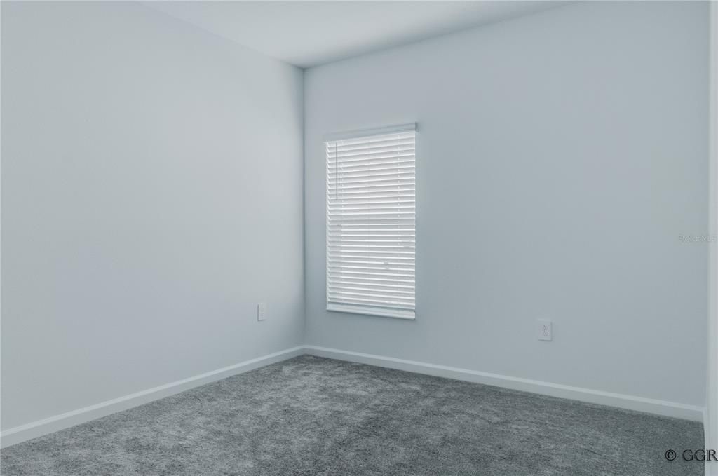 Activo con contrato: $2,600 (4 camas, 2 baños, 1922 Pies cuadrados)