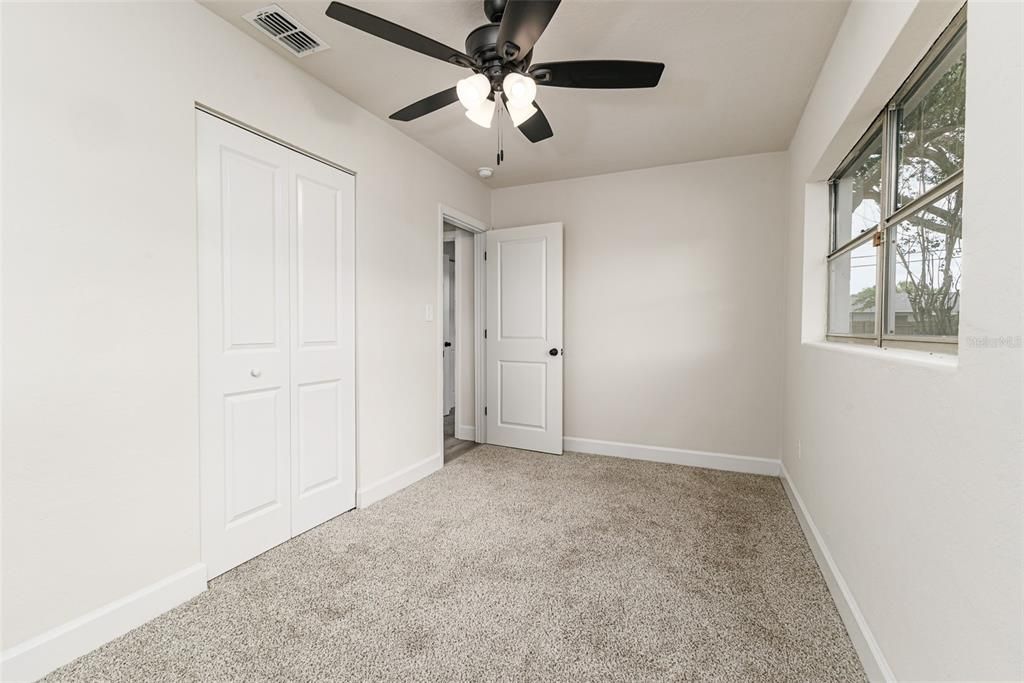 Activo con contrato: $298,950 (3 camas, 1 baños, 1255 Pies cuadrados)