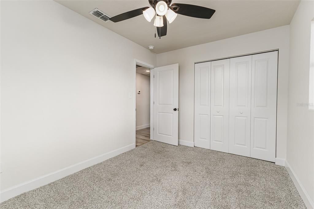Activo con contrato: $298,950 (3 camas, 1 baños, 1255 Pies cuadrados)