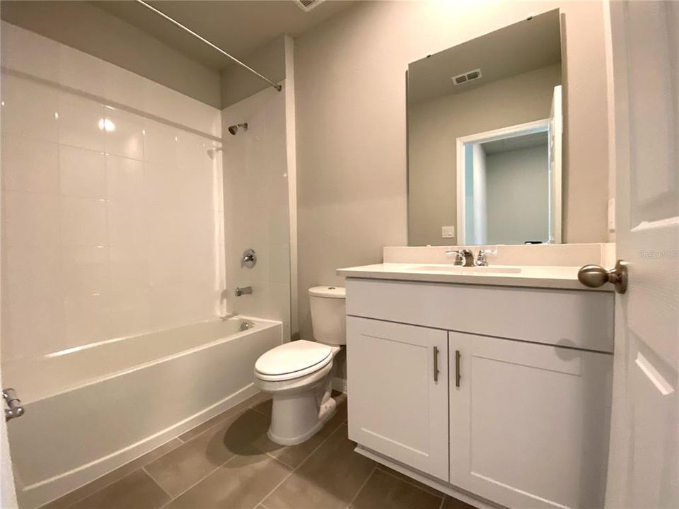 В аренду: $2,099 (3 спален, 2 ванн, 1484 Квадратных фут)
