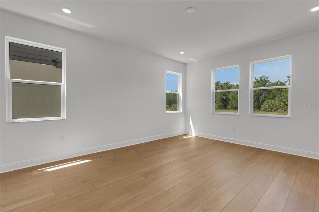 For Sale: $739,999 (4 beds, 4 baths, 3116 Square Feet)