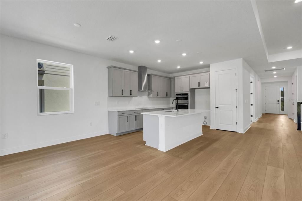 For Sale: $739,999 (4 beds, 4 baths, 3116 Square Feet)