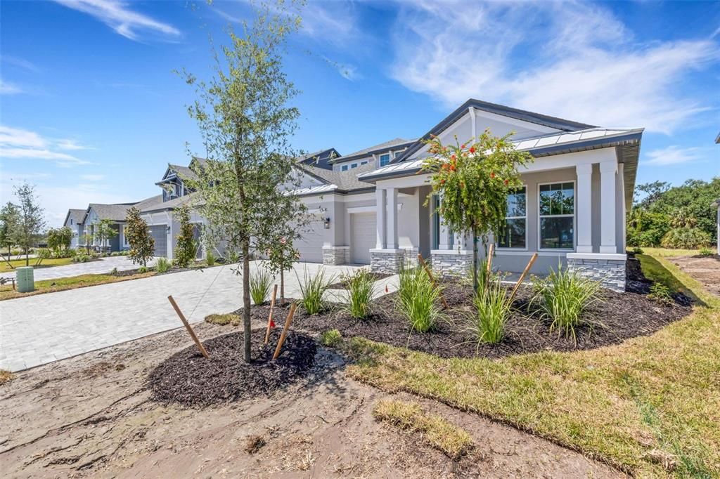 For Sale: $739,999 (4 beds, 4 baths, 3116 Square Feet)