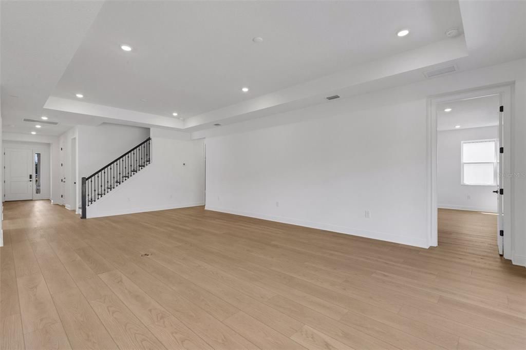 For Sale: $739,999 (4 beds, 4 baths, 3116 Square Feet)