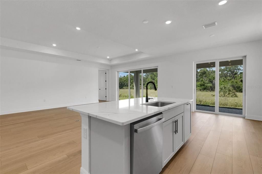 For Sale: $739,999 (4 beds, 4 baths, 3116 Square Feet)