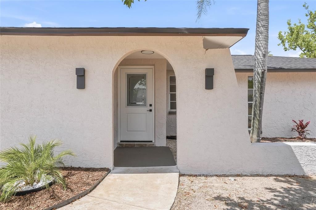 For Sale: $329,900 (3 beds, 2 baths, 1488 Square Feet)