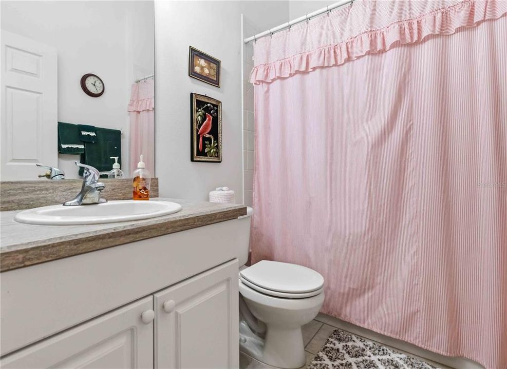 For Sale: $260,000 (2 beds, 2 baths, 1060 Square Feet)