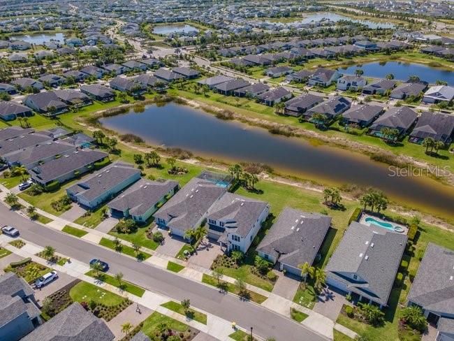 For Sale: $624,900 (5 beds, 4 baths, 3179 Square Feet)